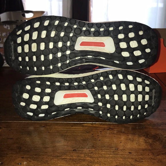 Ultraboost 4.0 “Noble Red” - Picture 8 of 8